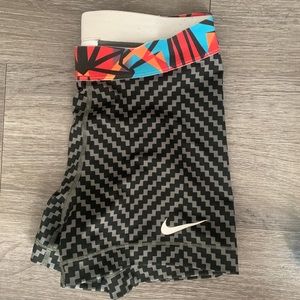 M Nike colorful, decorative spandex